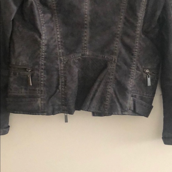 Vegan leather jacket - Picture 6 of 6